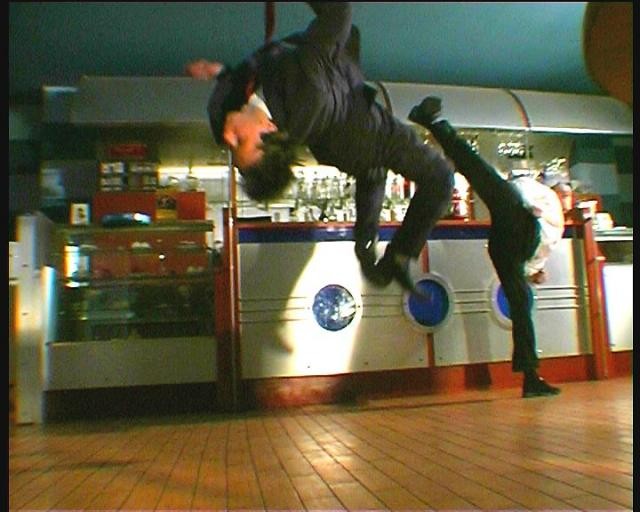 Элемент постановочной драки.